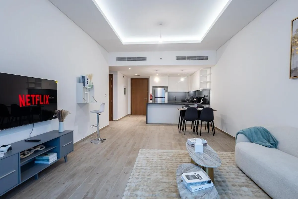 Luxe 1Br In Citywalk With Pool Balcony & More Dubaj Apartman